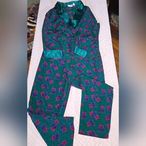 Vintage Victoria’s Secret Green & Purple Floral Satin Pajama Set Size Small